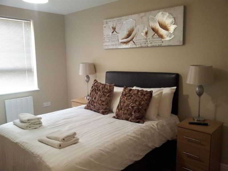 Hamilton Court From Your Hotel 4*