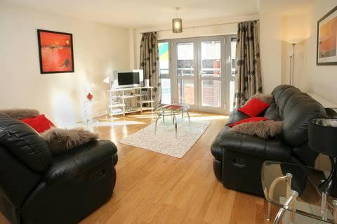 Hamilton Court From Your 4* Bristol